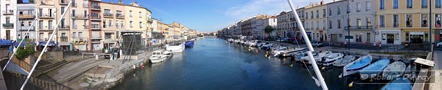 View from Pont de la Savonnerie of Canal de Sète