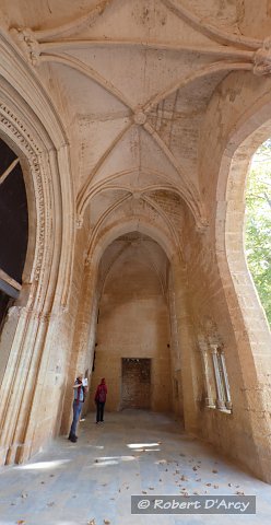 Under the arch in front of the door of the church at Abbaye de Valmagne